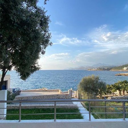 SeaStar Apartment Utjeha Bagian luar foto