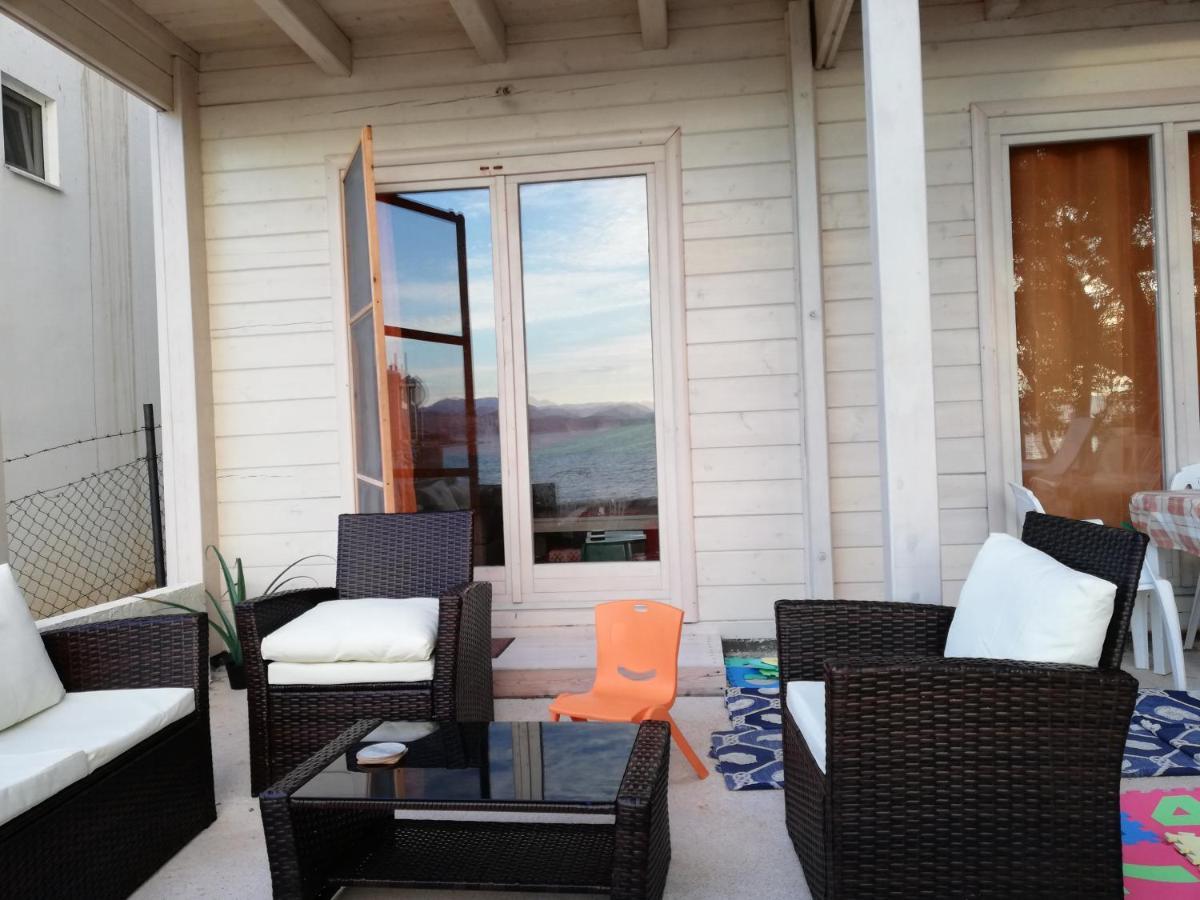 SeaStar Apartment Utjeha Bagian luar foto