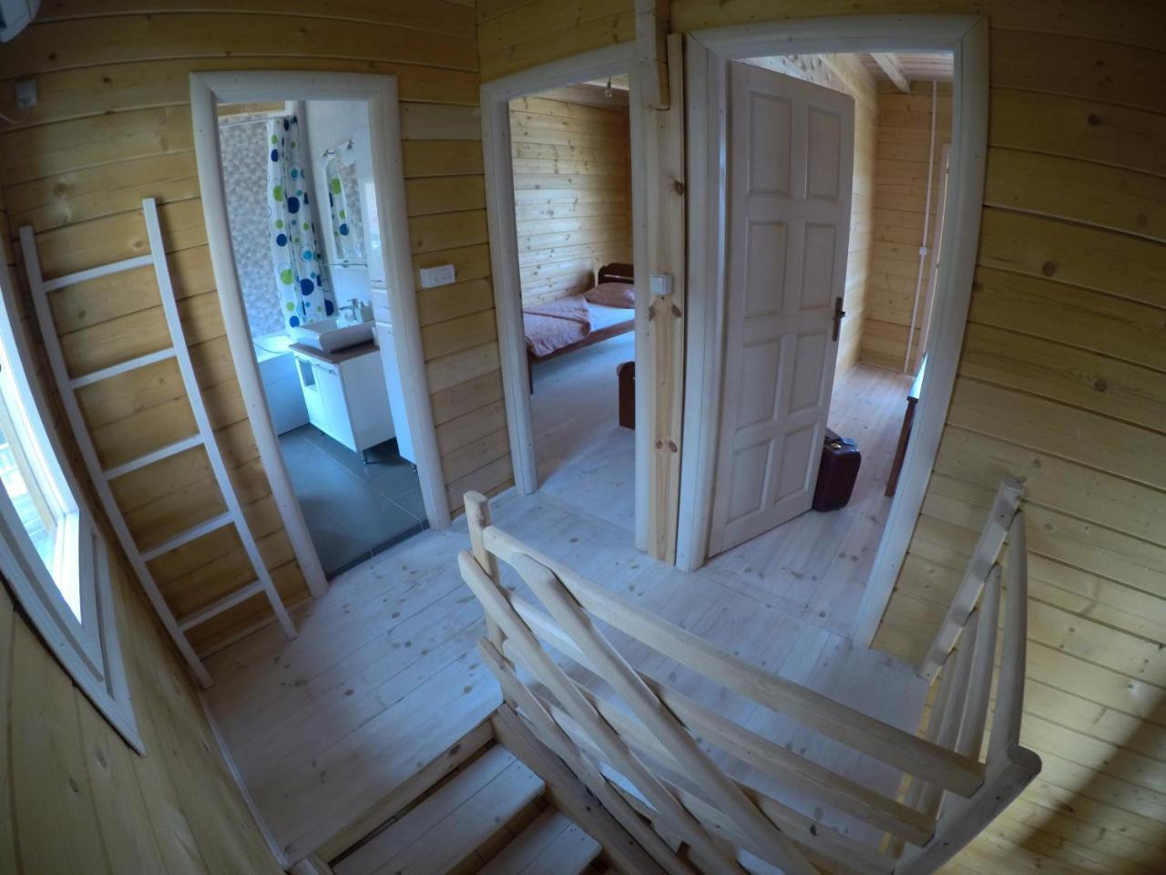 SeaStar Apartment Utjeha Bagian luar foto