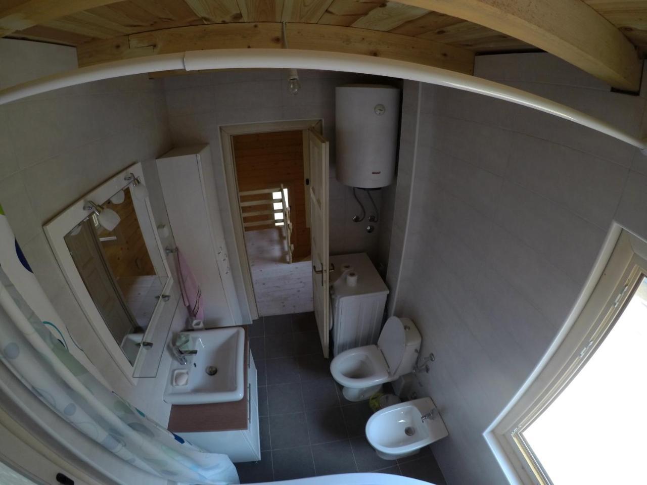 SeaStar Apartment Utjeha Bagian luar foto